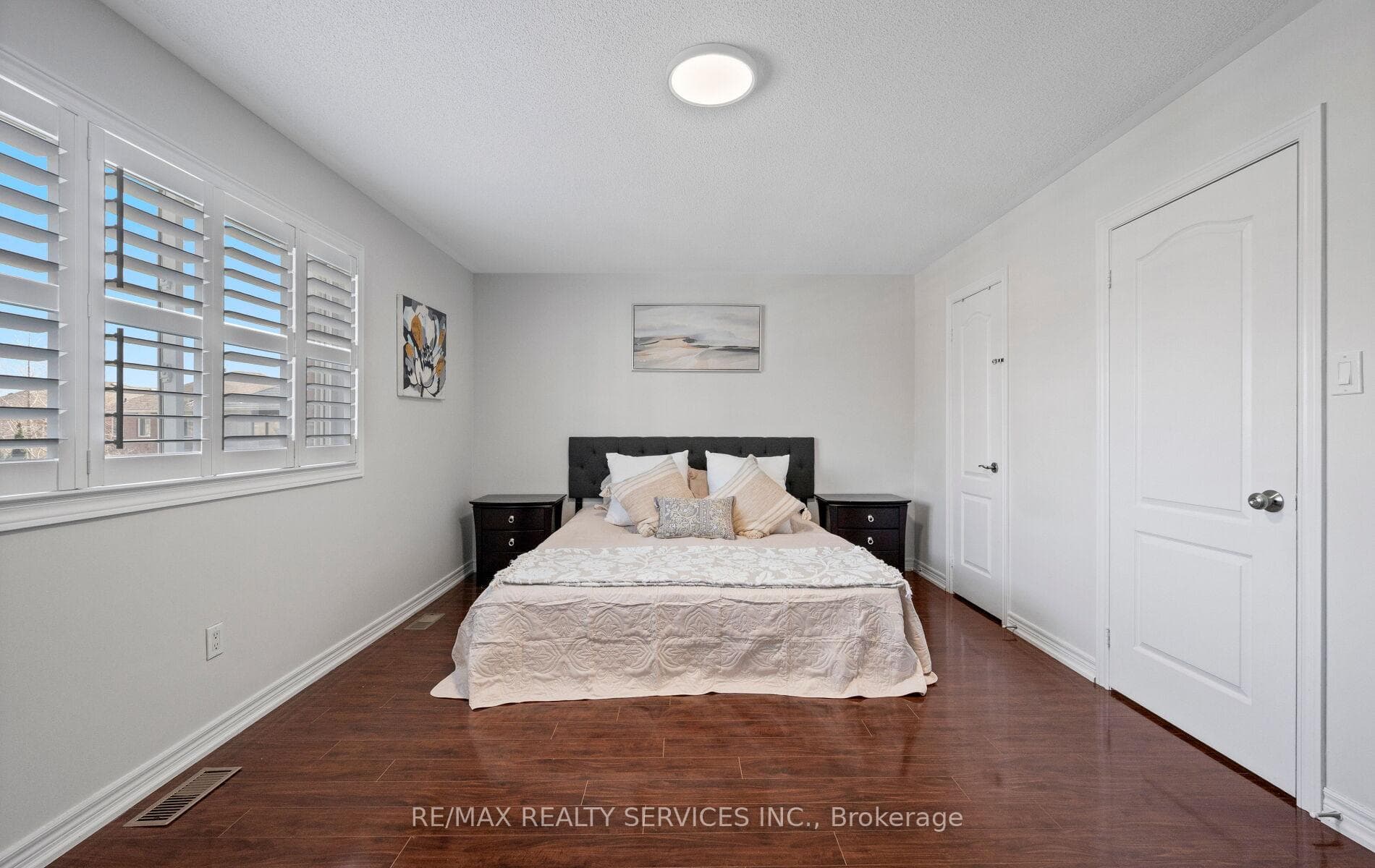 5 Thornbush Boulevard photo 27