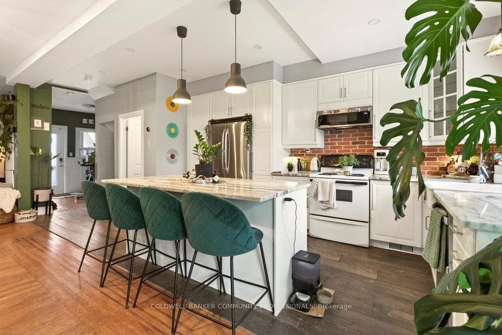 224 Balmoral Avenue photo 8