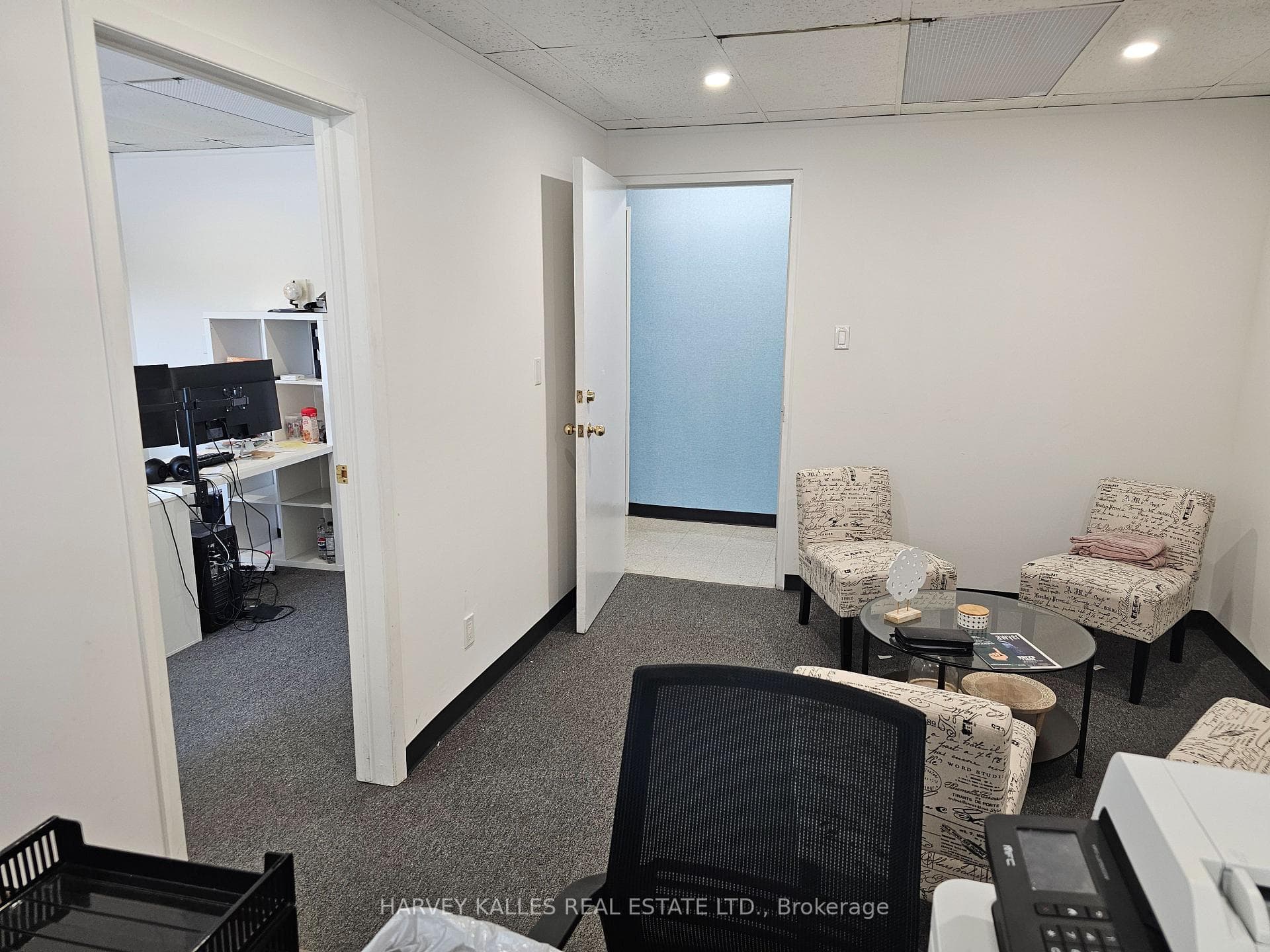 71 Glen Cameron Road Unit 6 photo 1