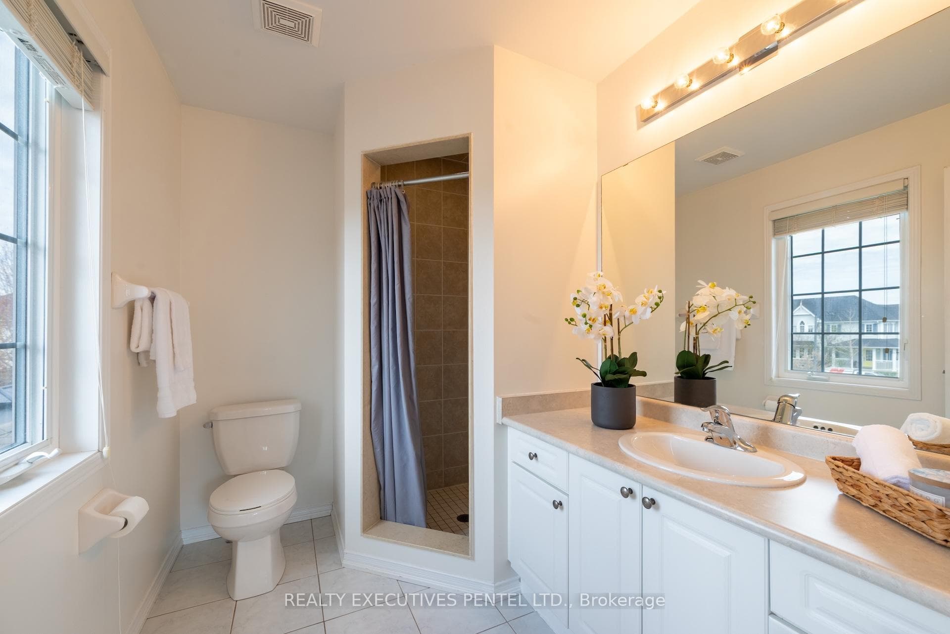 89 Lander Crescent photo 27