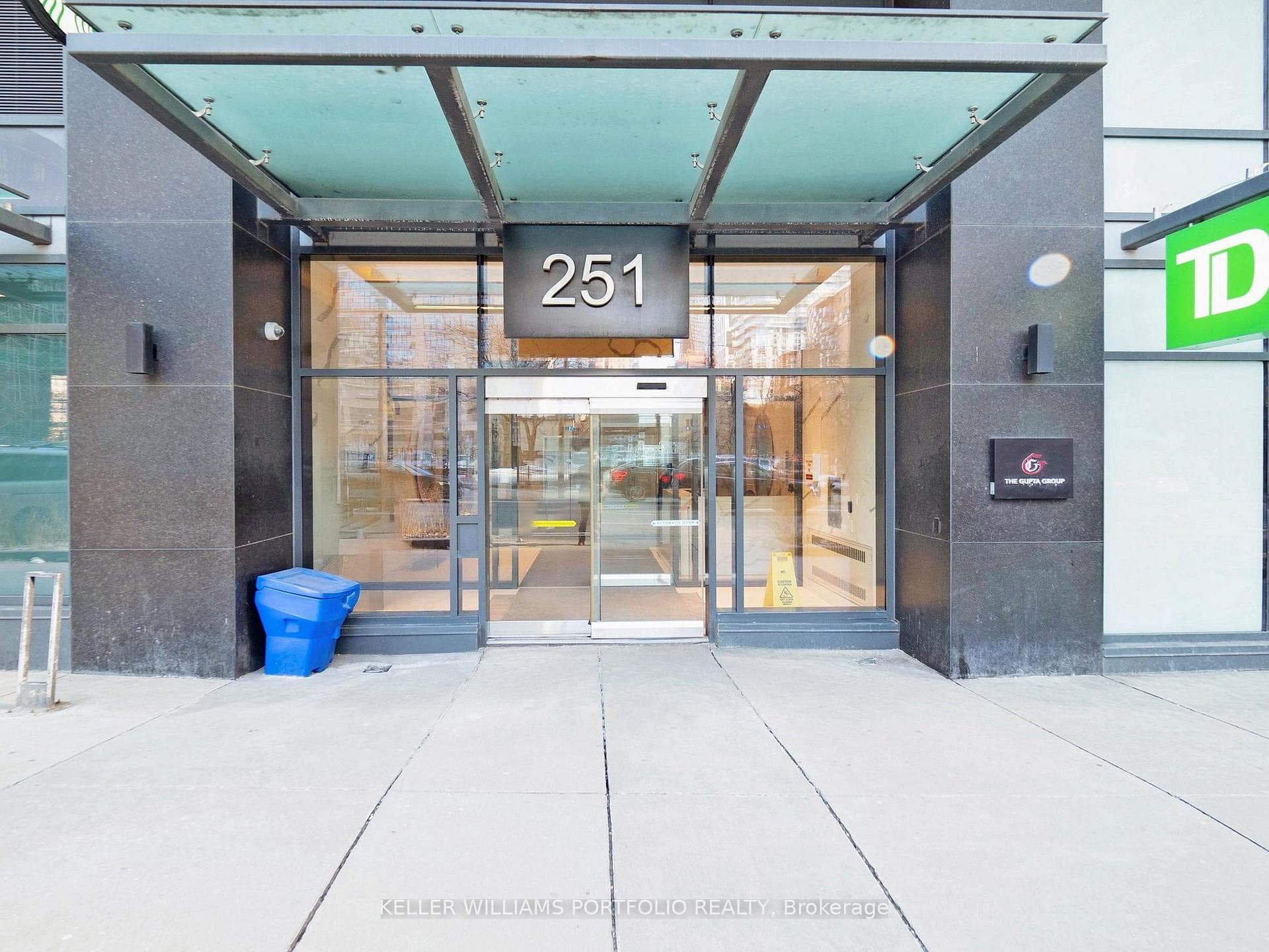 251 Jarvis Street Unit 4501 photo 3