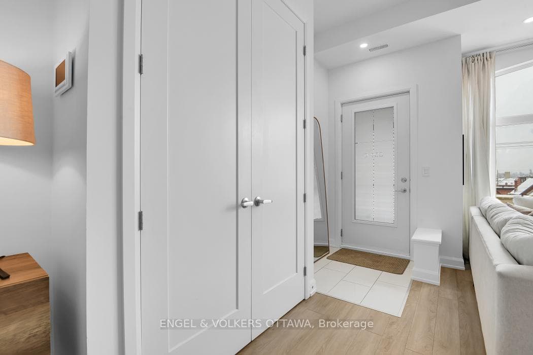 509 Gladstone Avenue Unit 6 photo 2