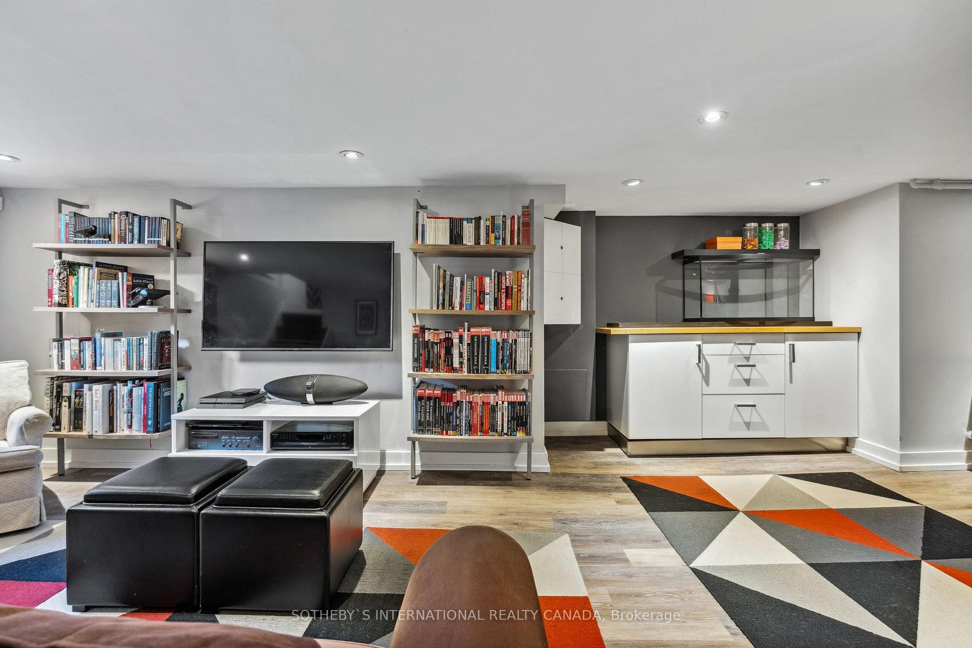 64 Duncannon Drive photo 19