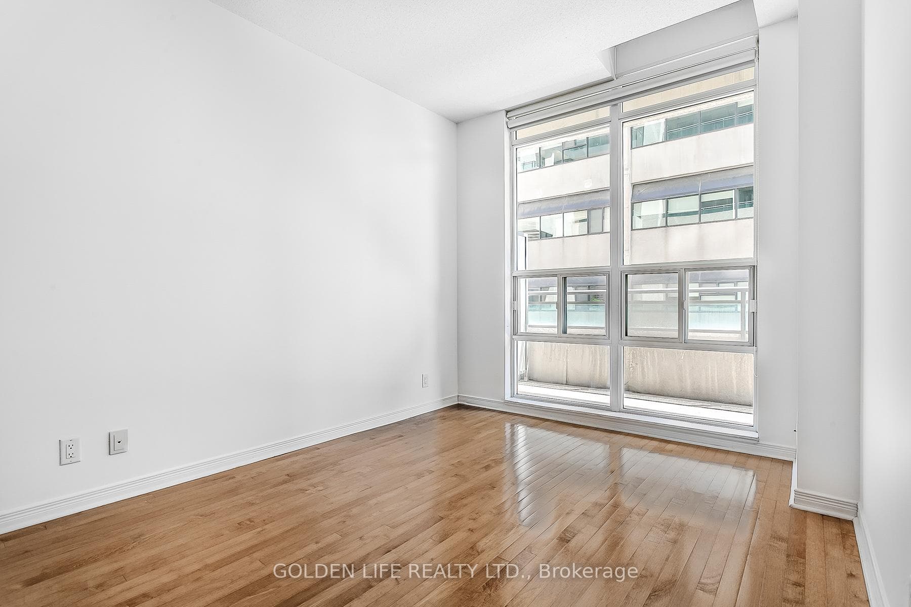 736 Spadina Avenue Unit 201 photo 12