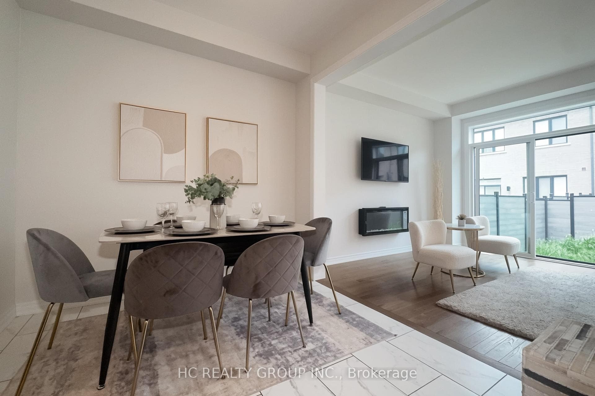 8 Hewison Avenue photo 4