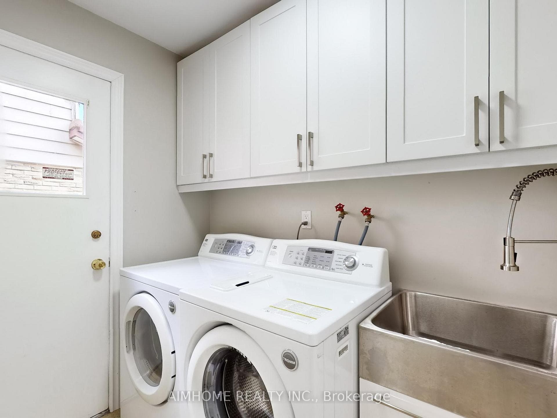 36 Liebeck Crescent photo 18