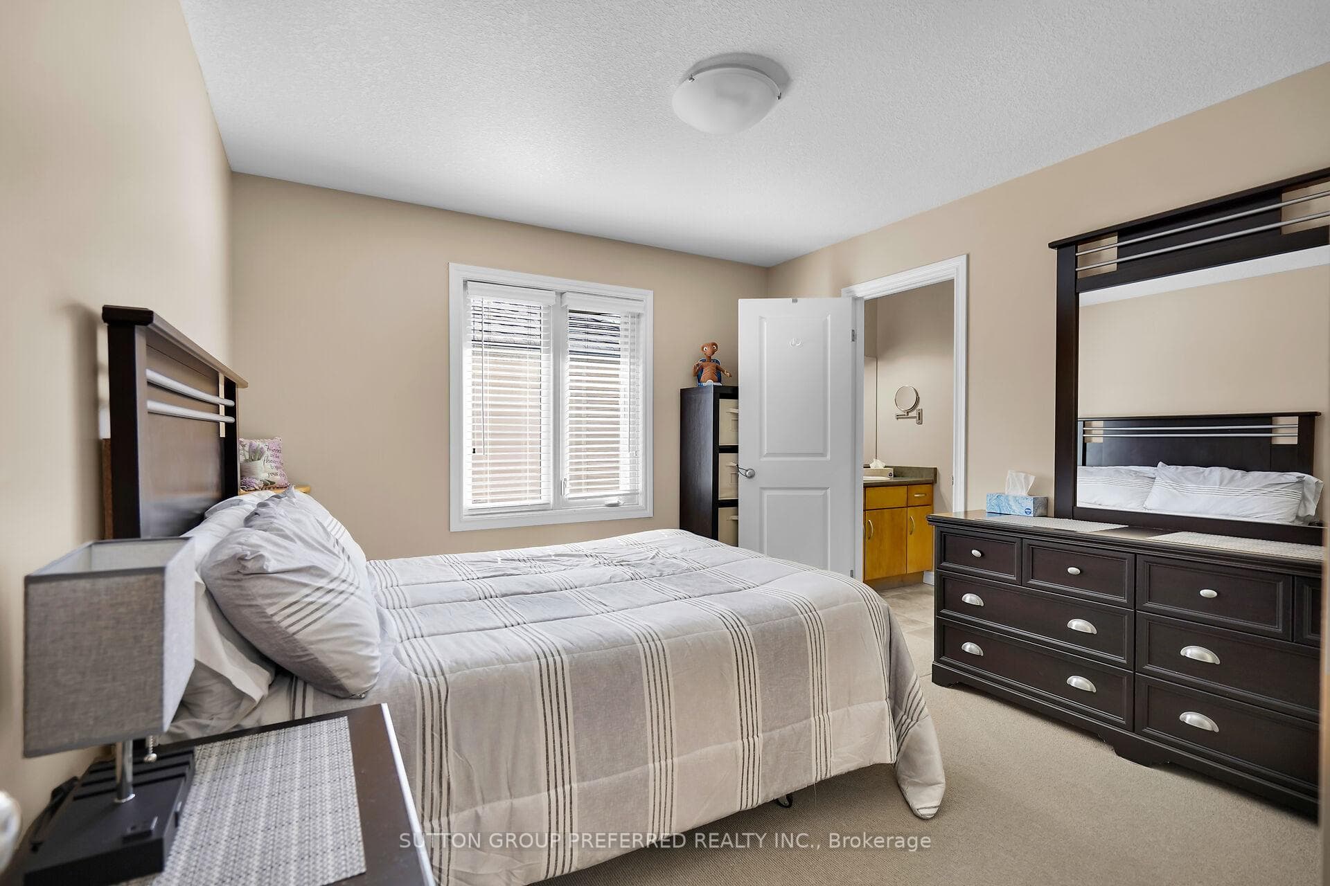 6517 Beattie Street photo 33