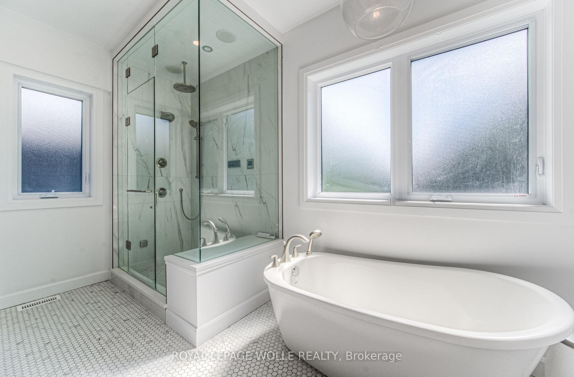 47 Dunbar Road photo 22
