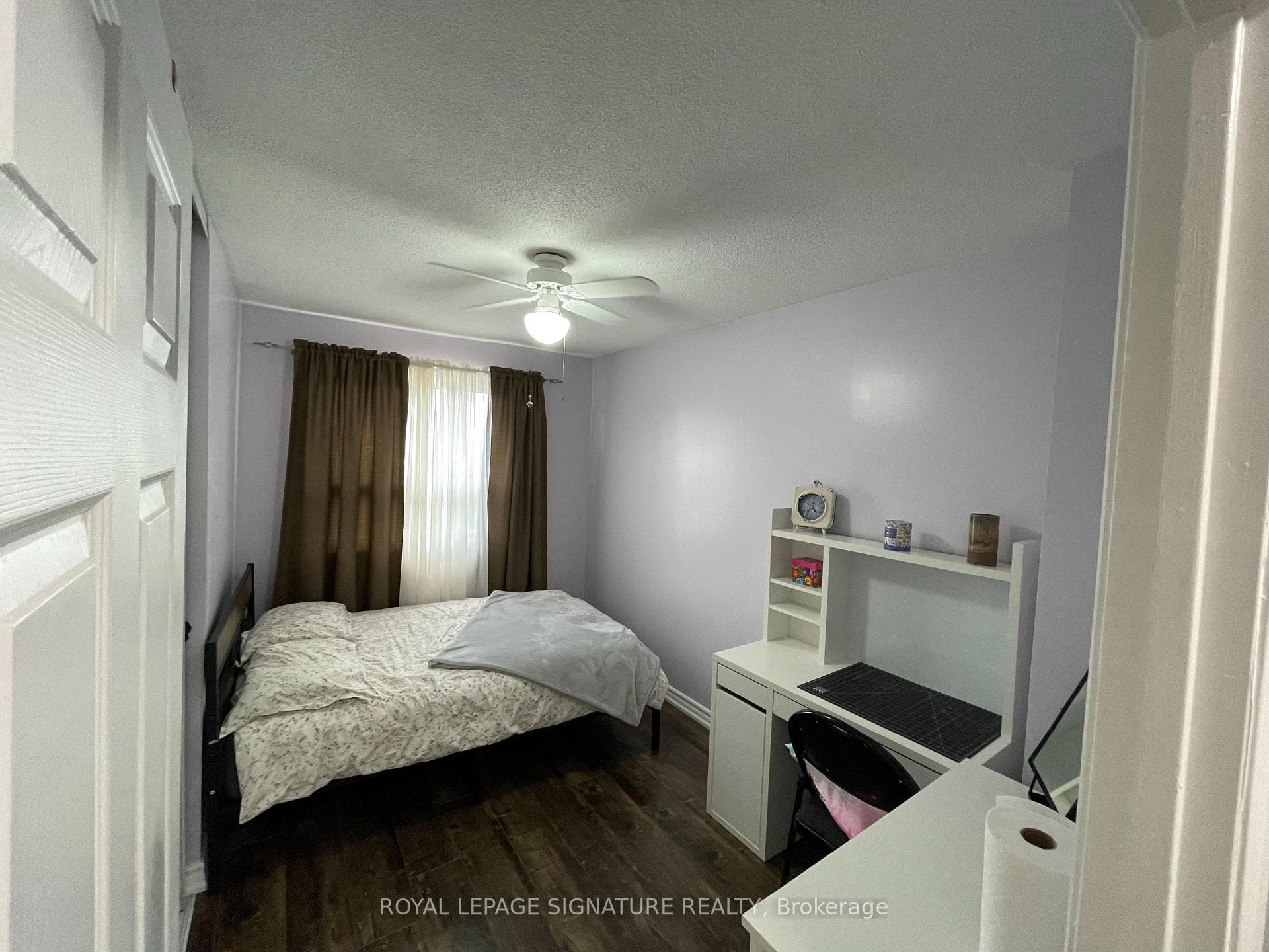 41 Greene Drive Unit Room photo 1