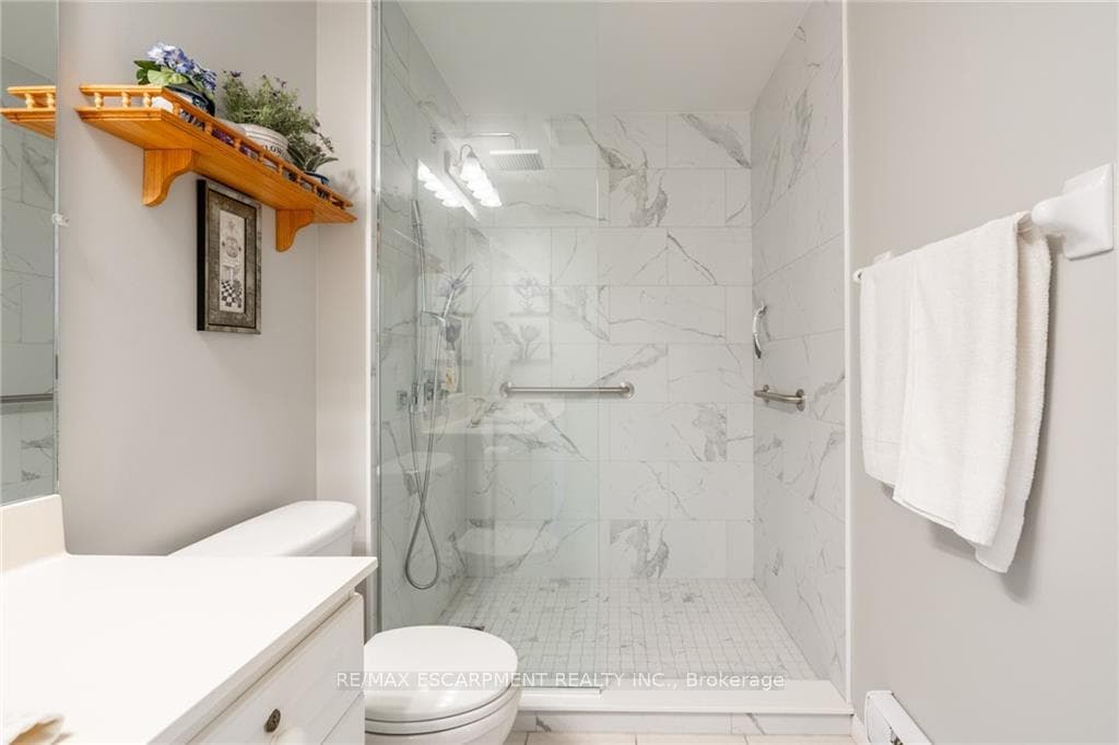 2075 Amherst Heights Drive Unit 208 photo 23