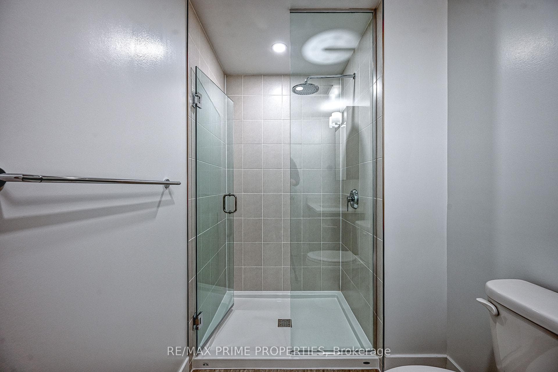 180 GEORGE Street Unit 508 photo 22