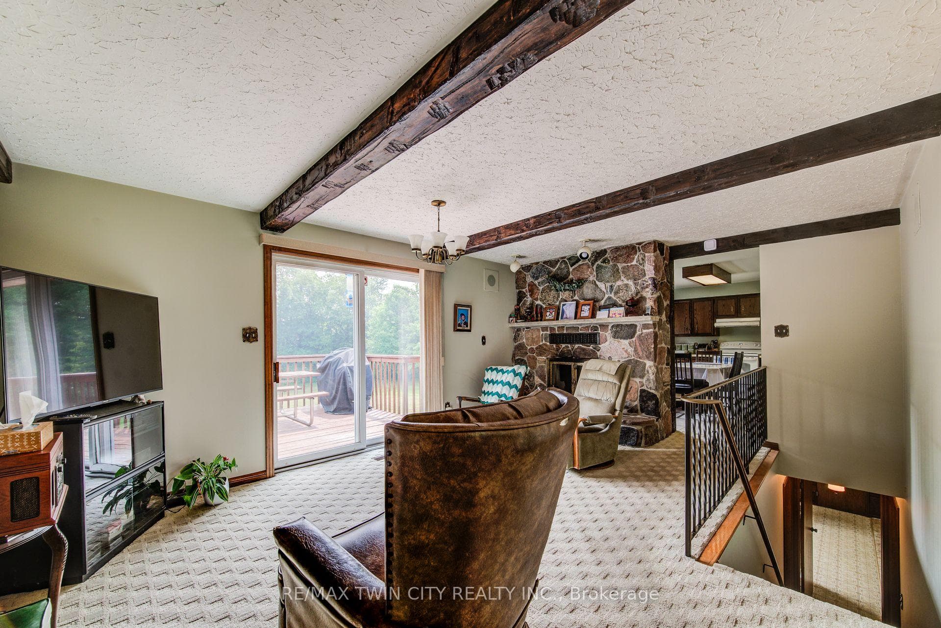1177 Perth Street photo 11
