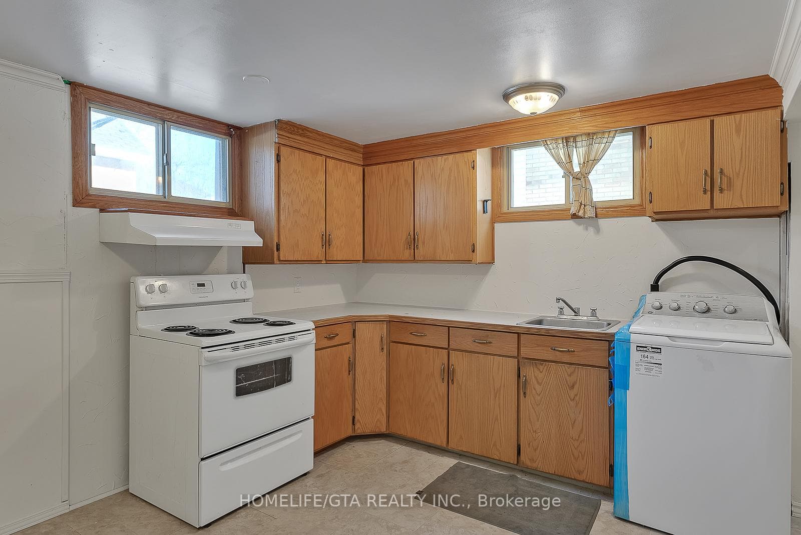 278 Malaga Road Unit Basement photo 4