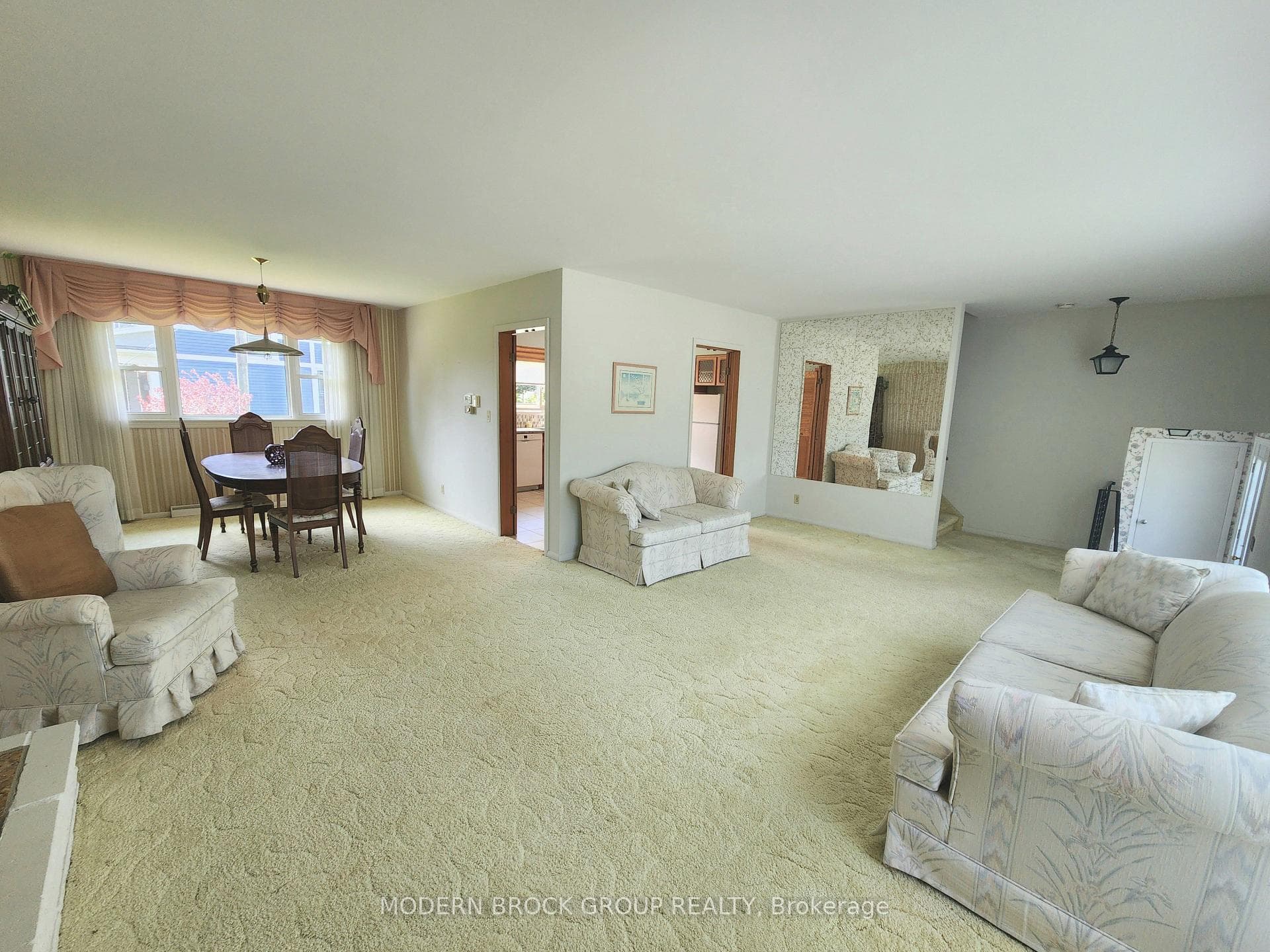 2 Woodlawn Place photo 16