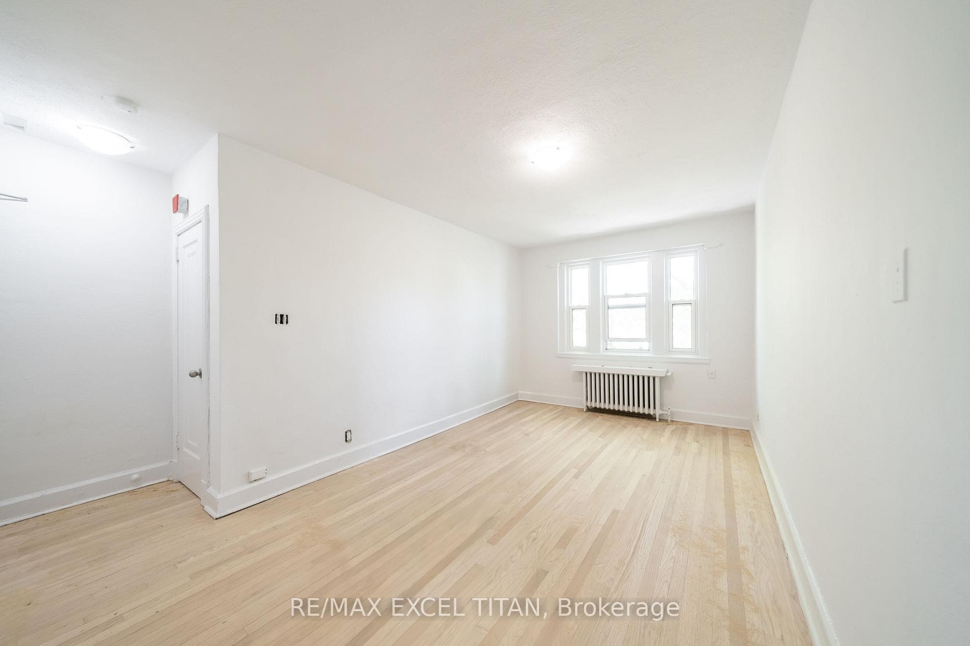 1 Mallory Gardens Unit 4 photo 6