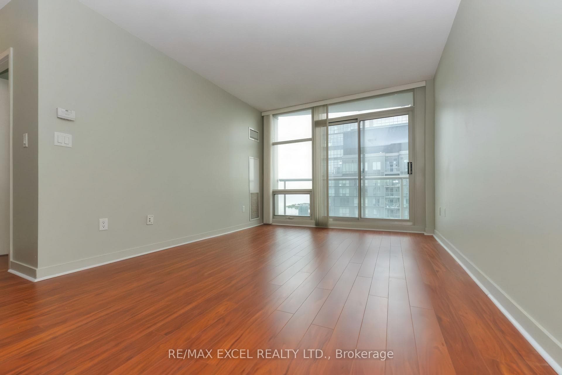 35 Mariner Terrace Unit 5101 photo 2