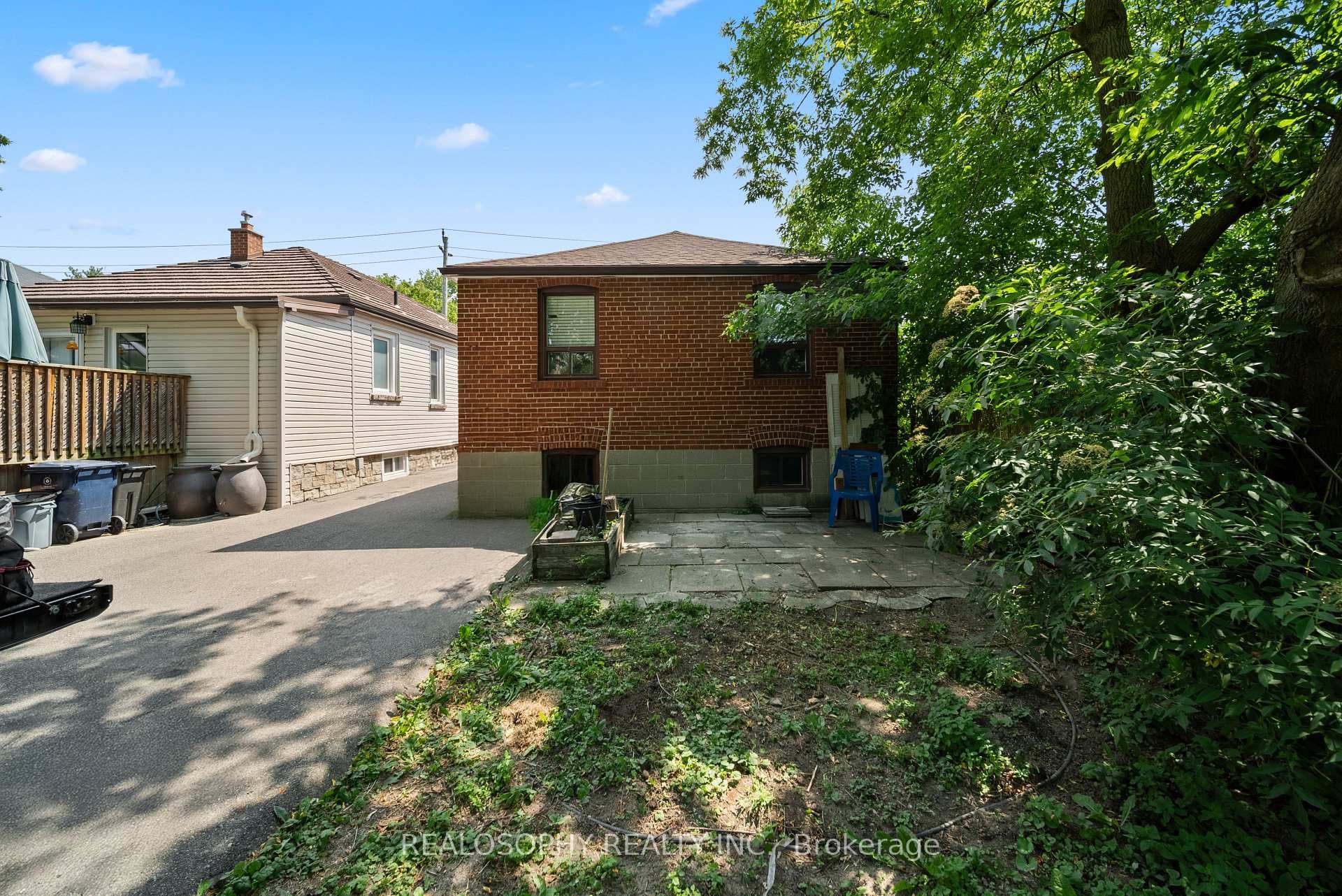 230 Kennedy Road photo 18