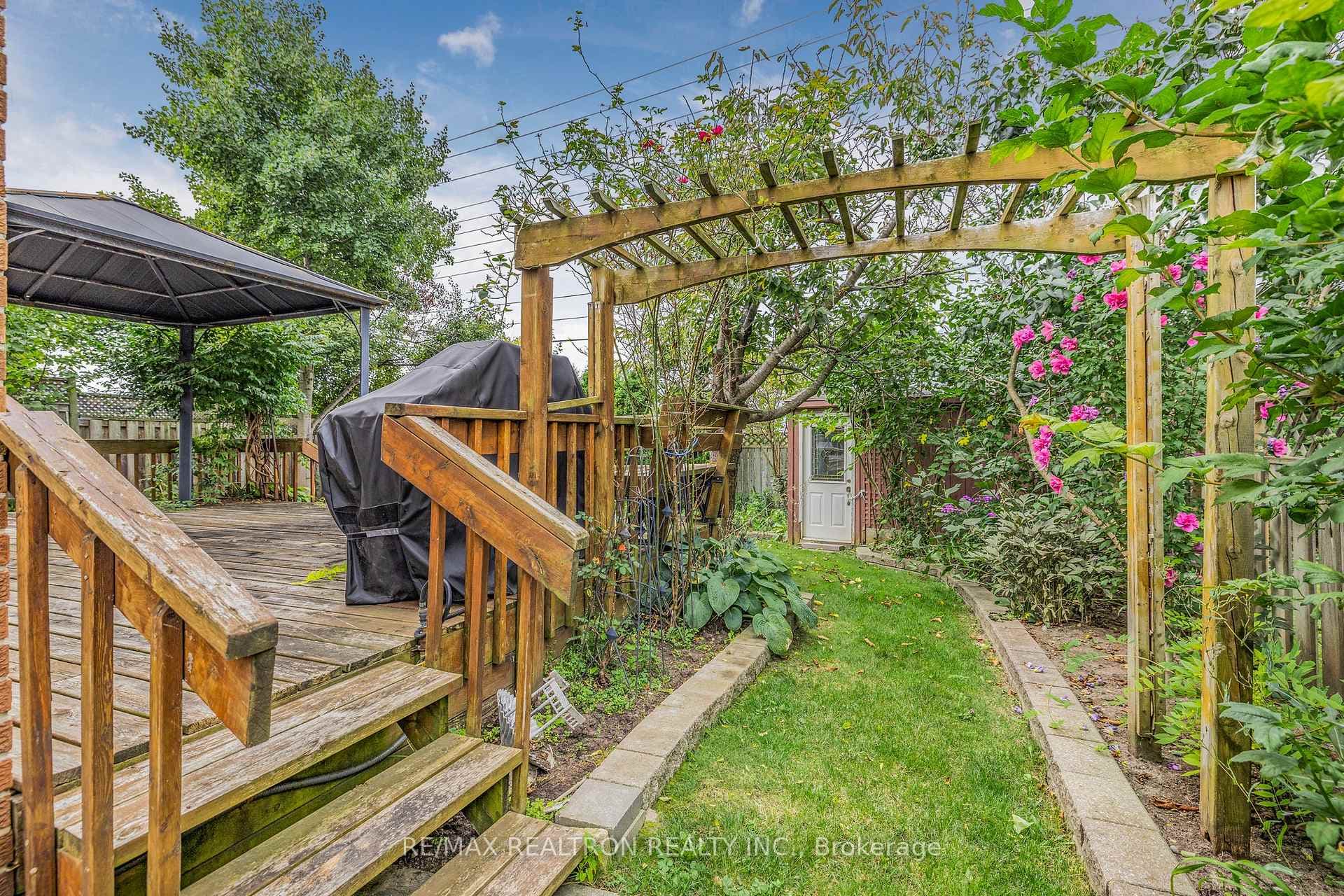 33 Chumleigh Crescent photo 33