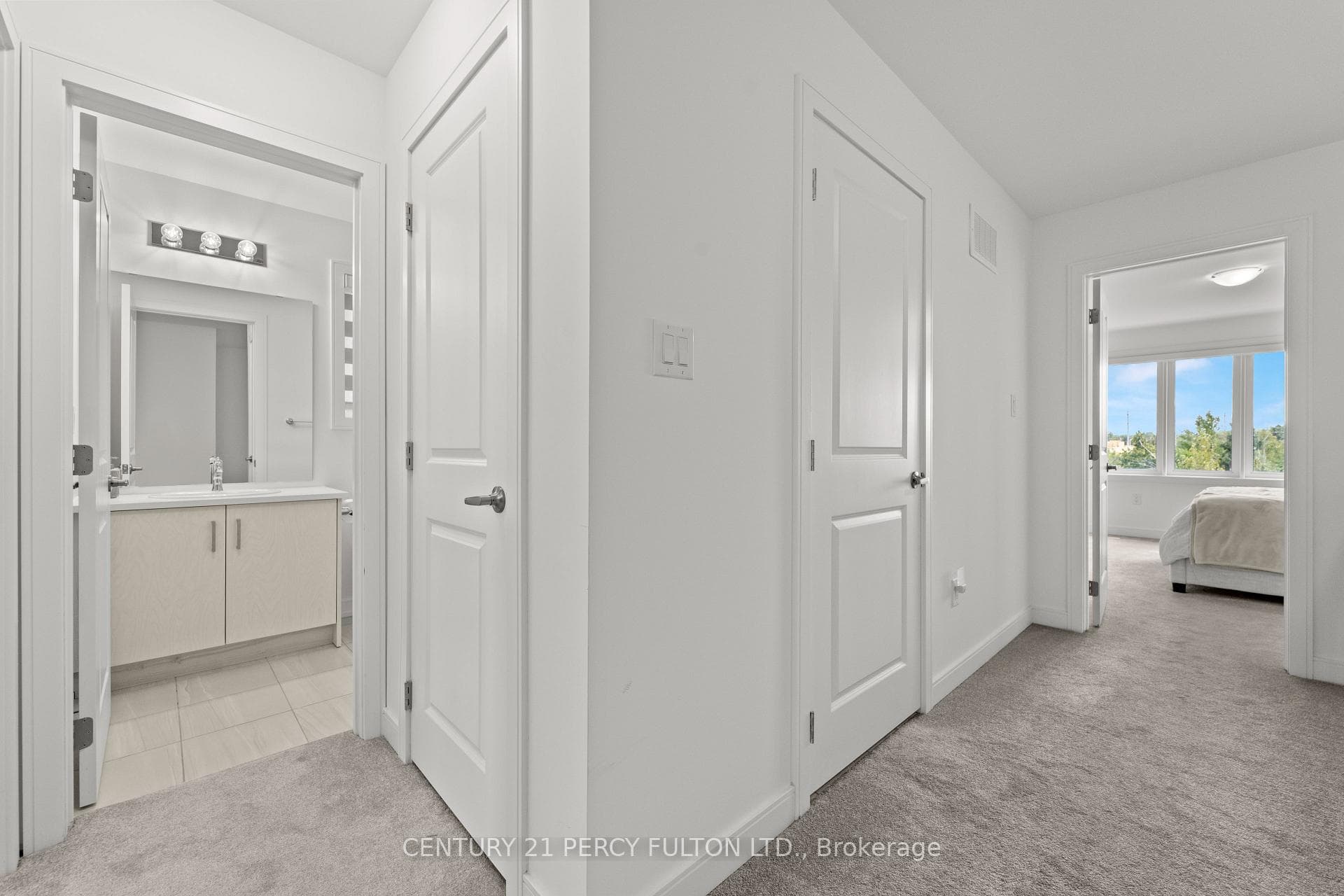 46 Blue Forest Crescent photo 31