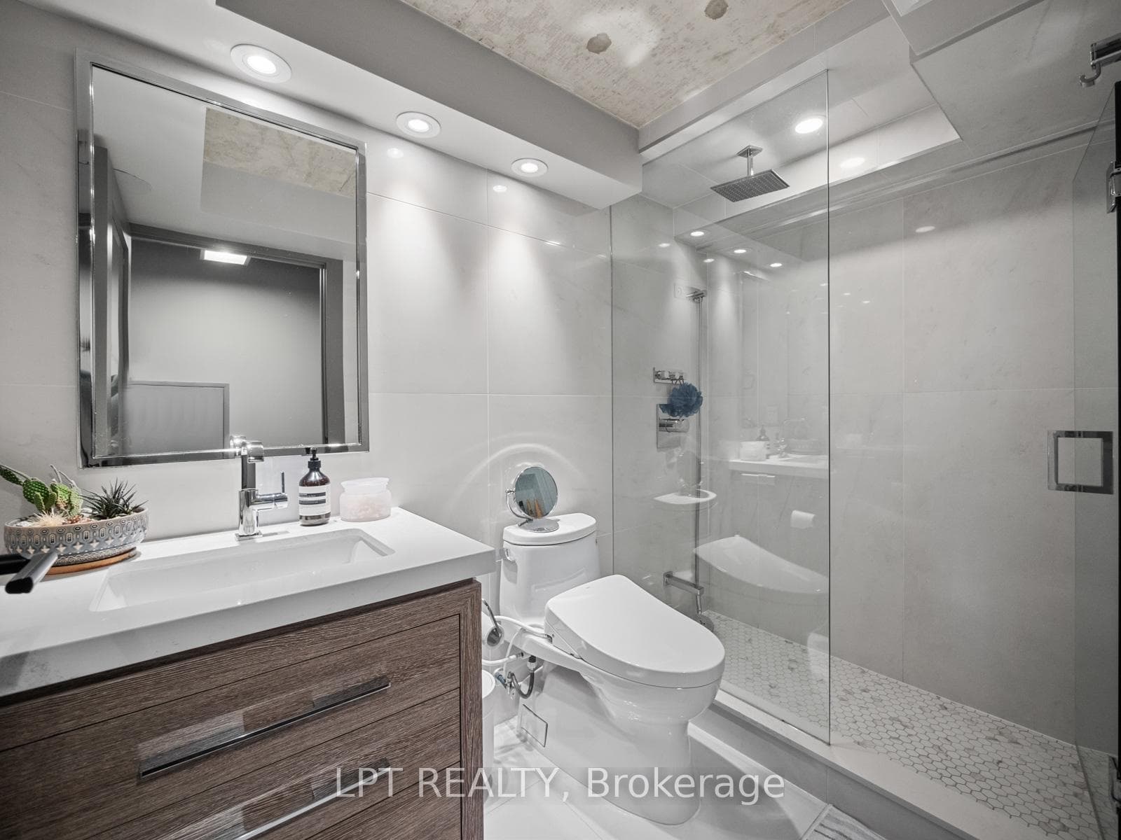 533 Richmond Street Unit Ph1 photo 28