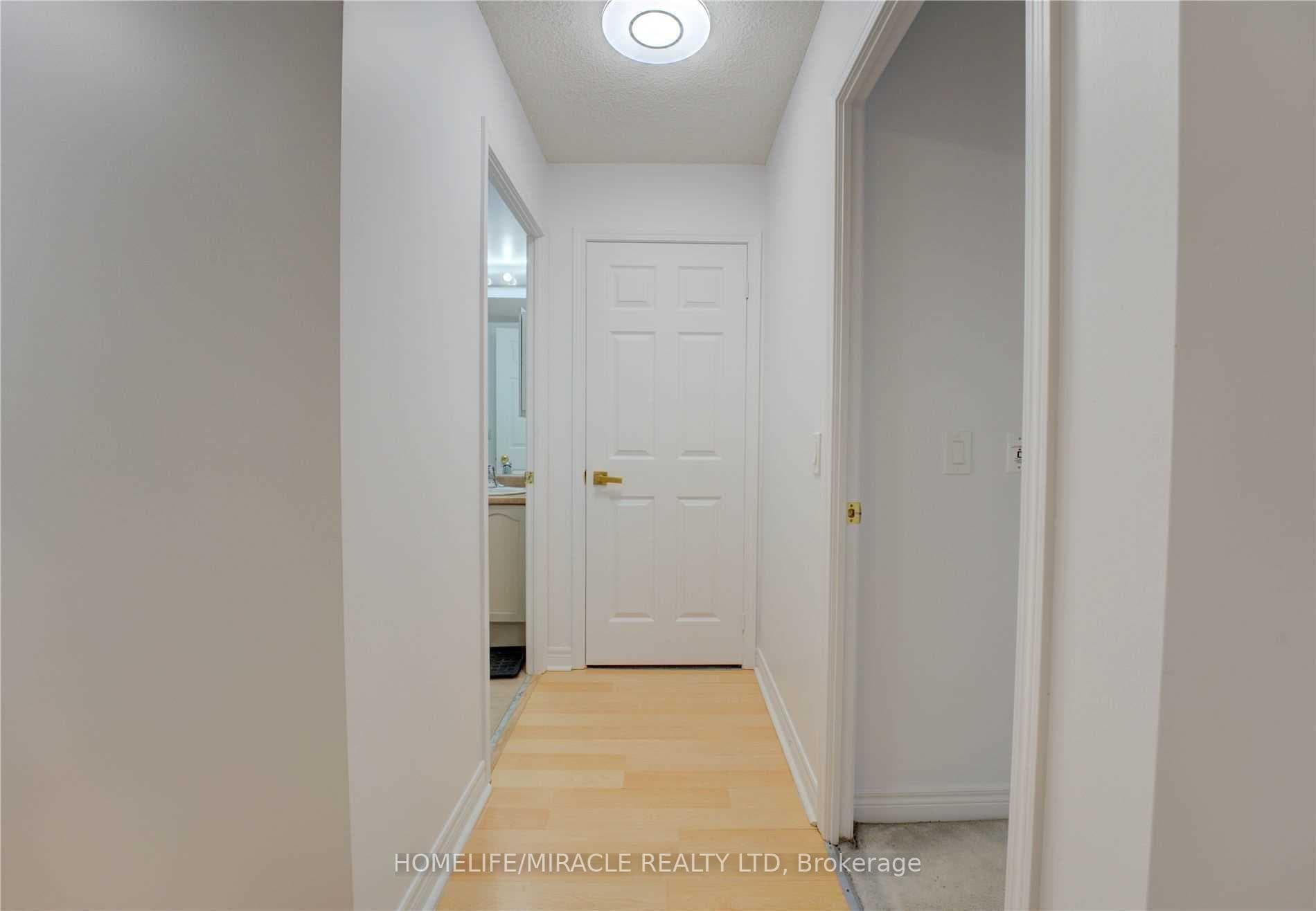 30 Grand Trunk Crescent Unit 1509 photo 18