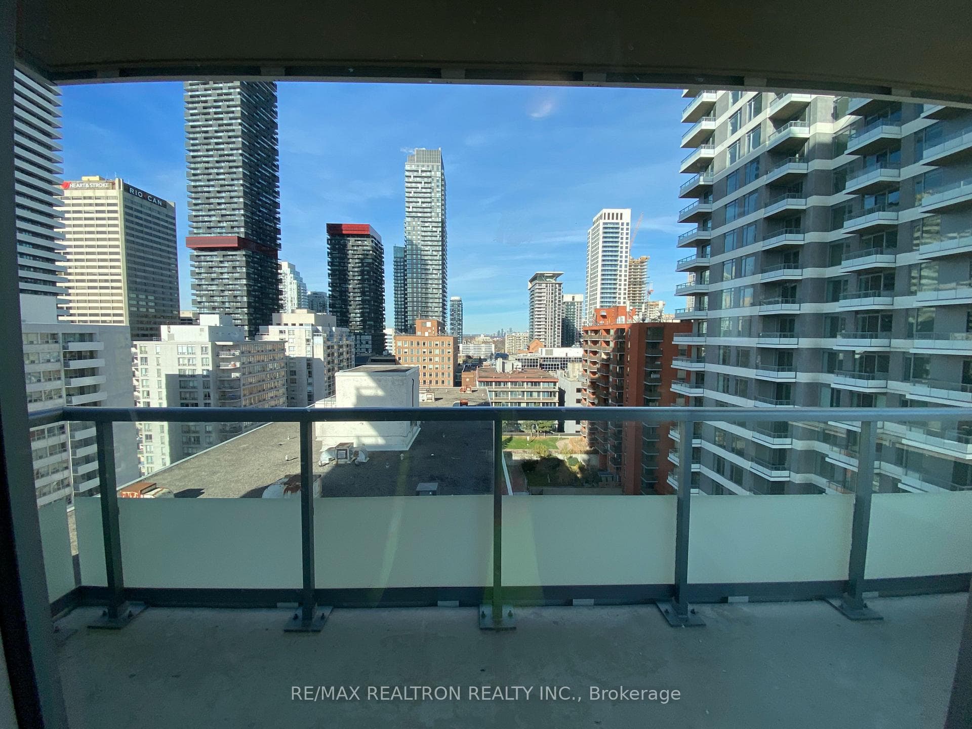 25 Holly Street Unit 1803 photo 9