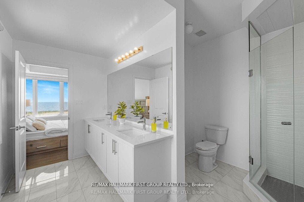 835 Port Darlington Road photo 34