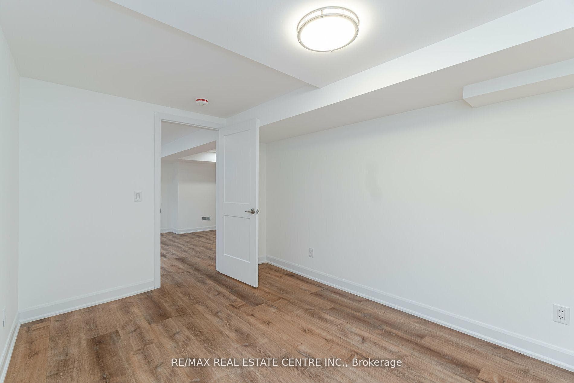 2298 Grand Oak Trail Unit Bsmt photo 16