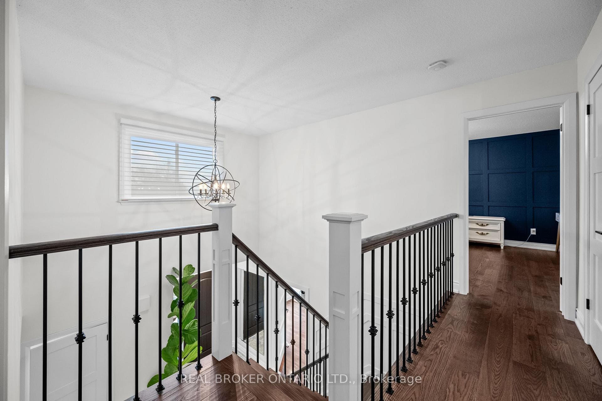 2401 Coventry Way photo 27