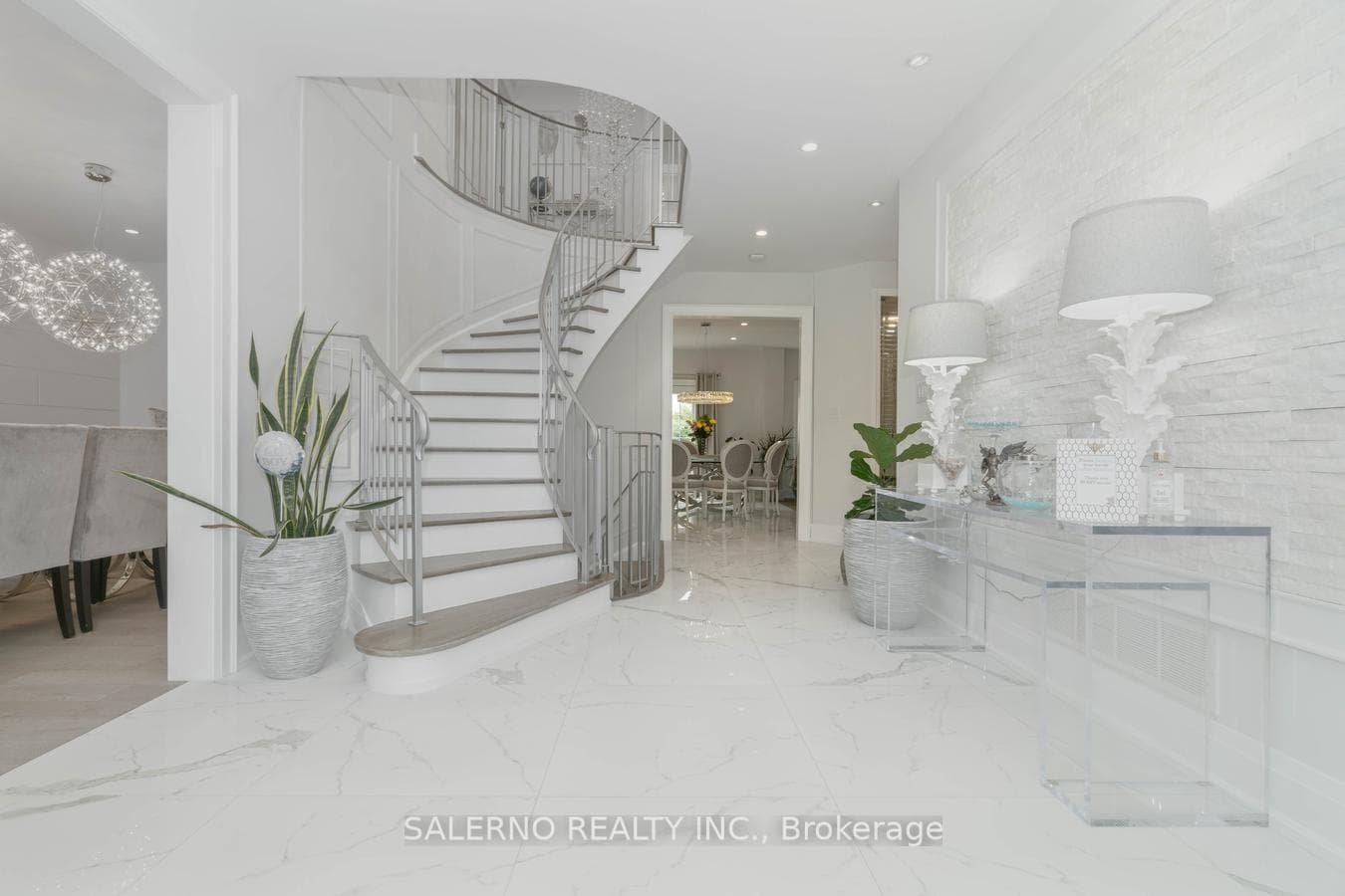552 Vaughan Mills Road photo 5