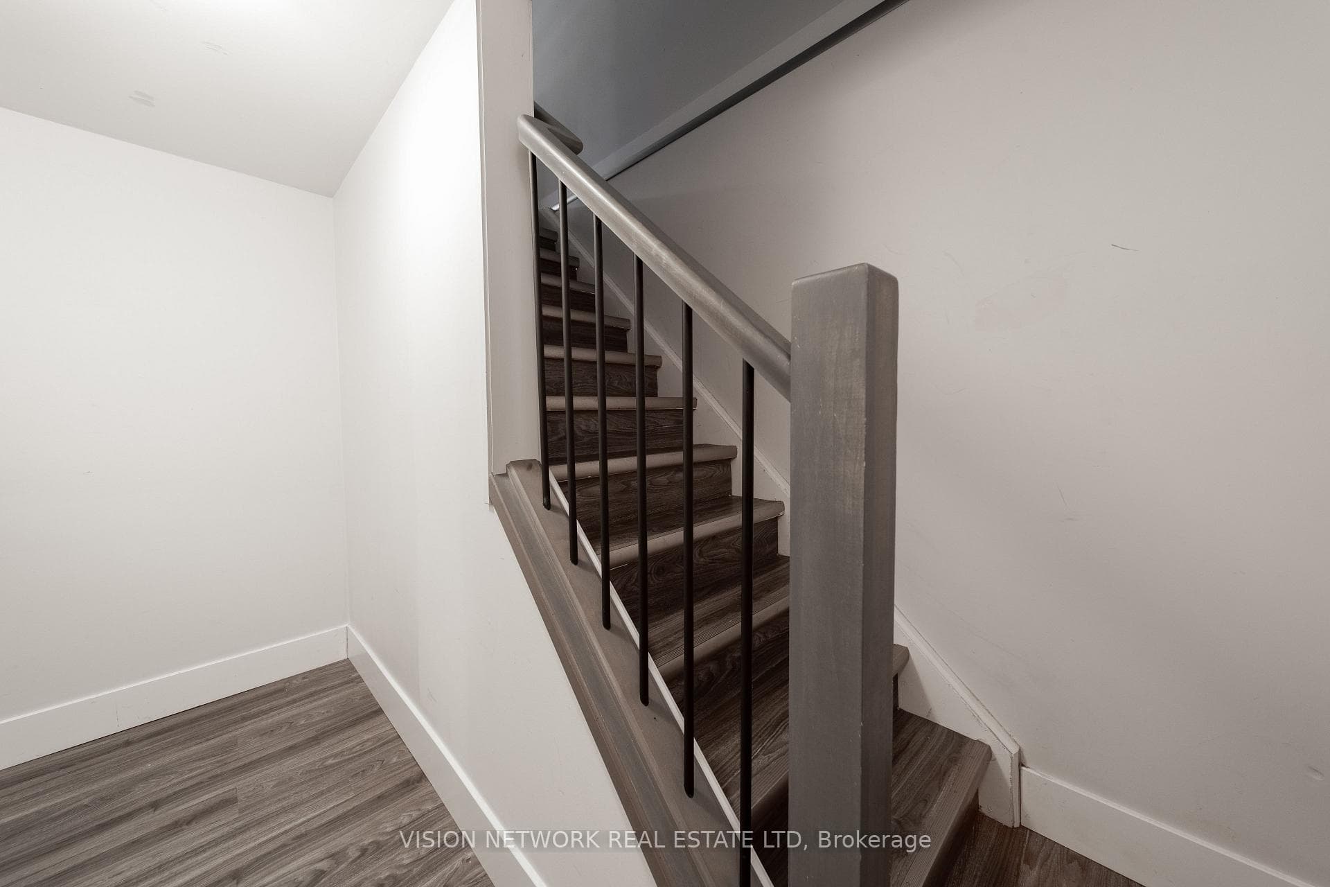 230 Rathnally Street photo 18