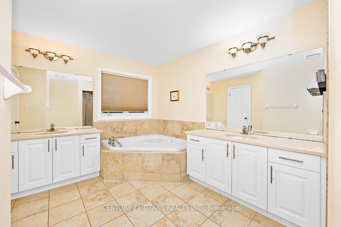 2 Joseph Street photo 15