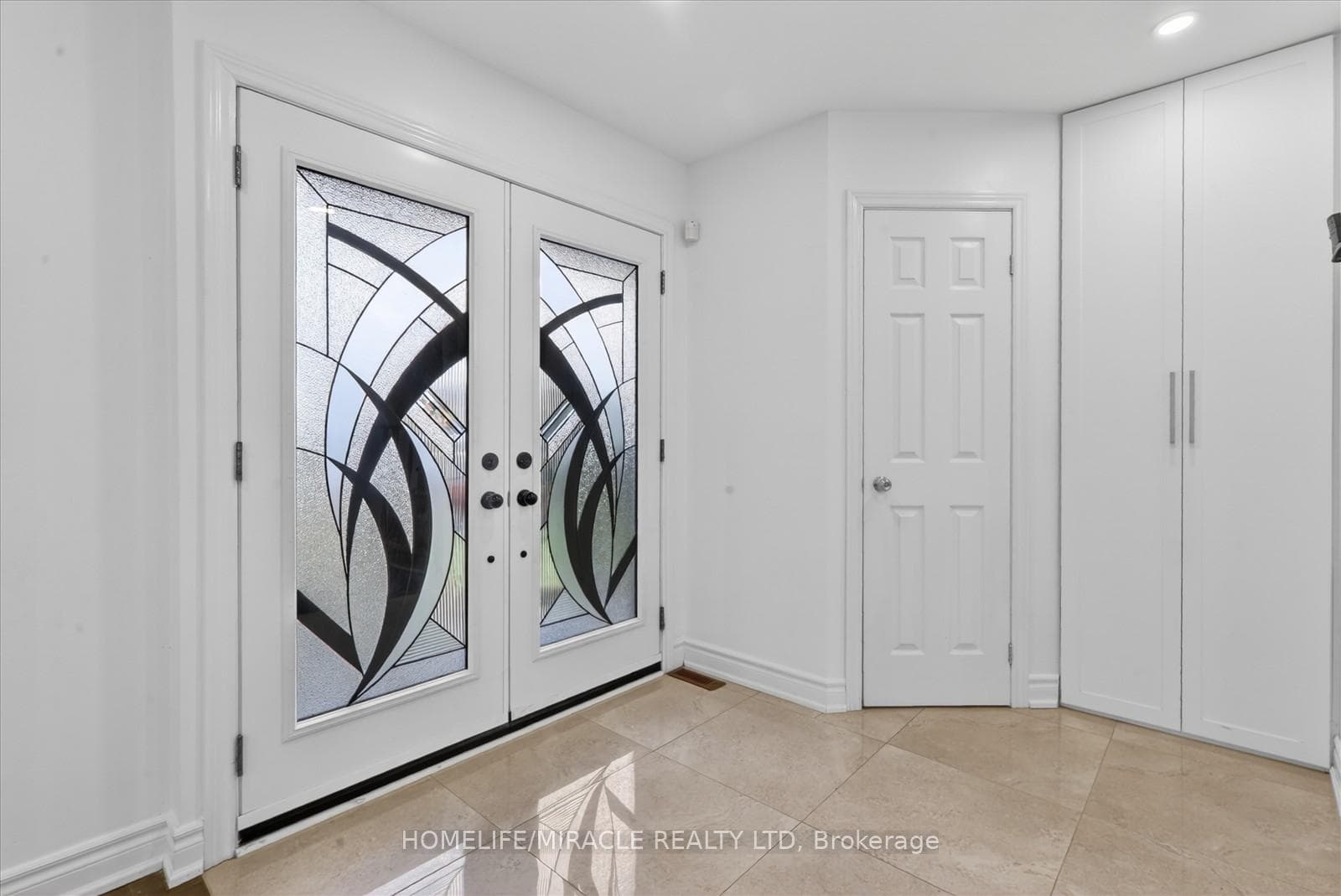 88 Reed Drive photo 24