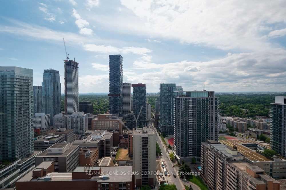 161 Roehampton Avenue Unit 3512 photo 37