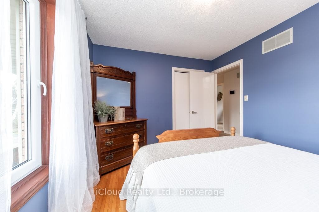 4101 Campbellville Road photo 27