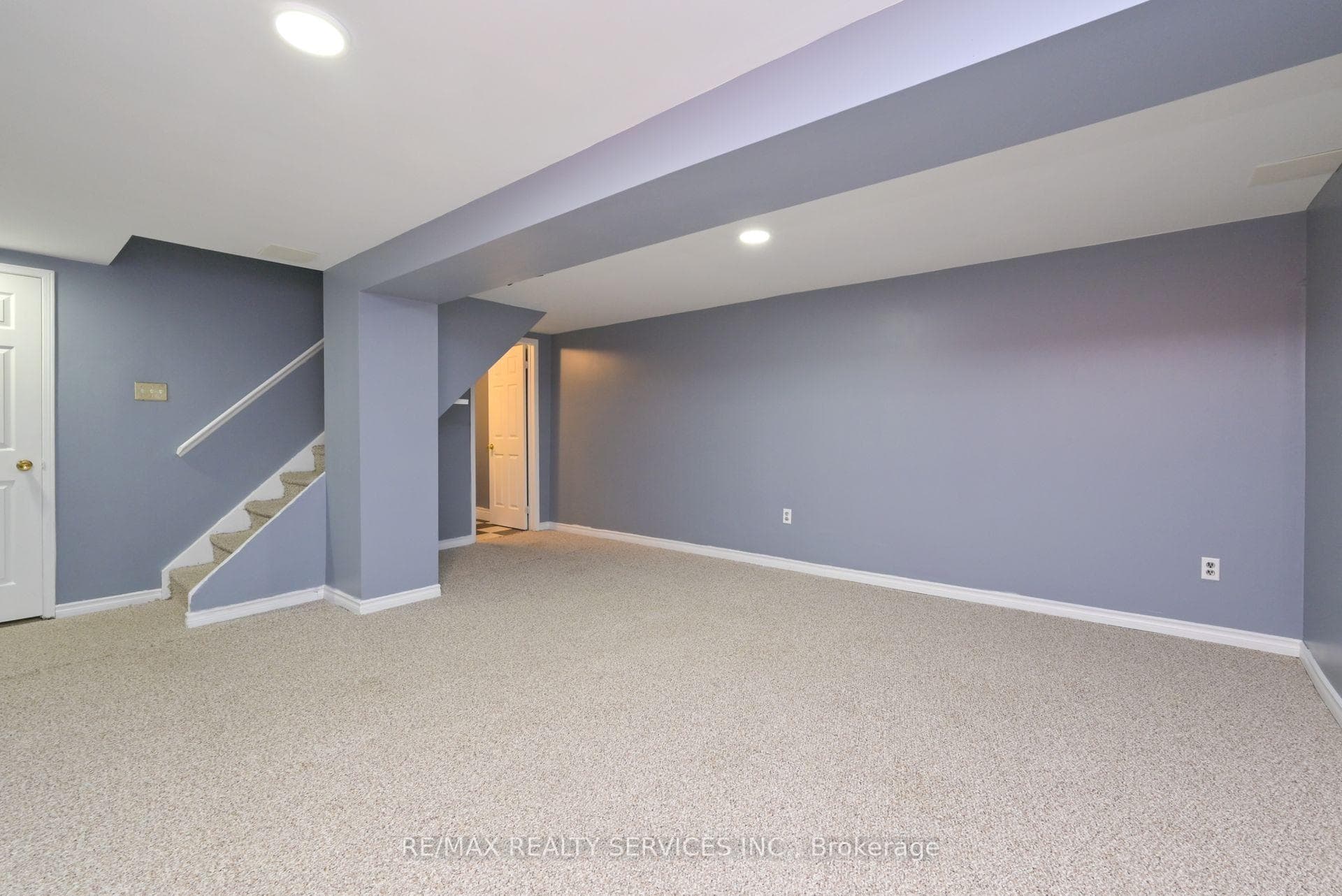 5 Hedgeson Court photo 23
