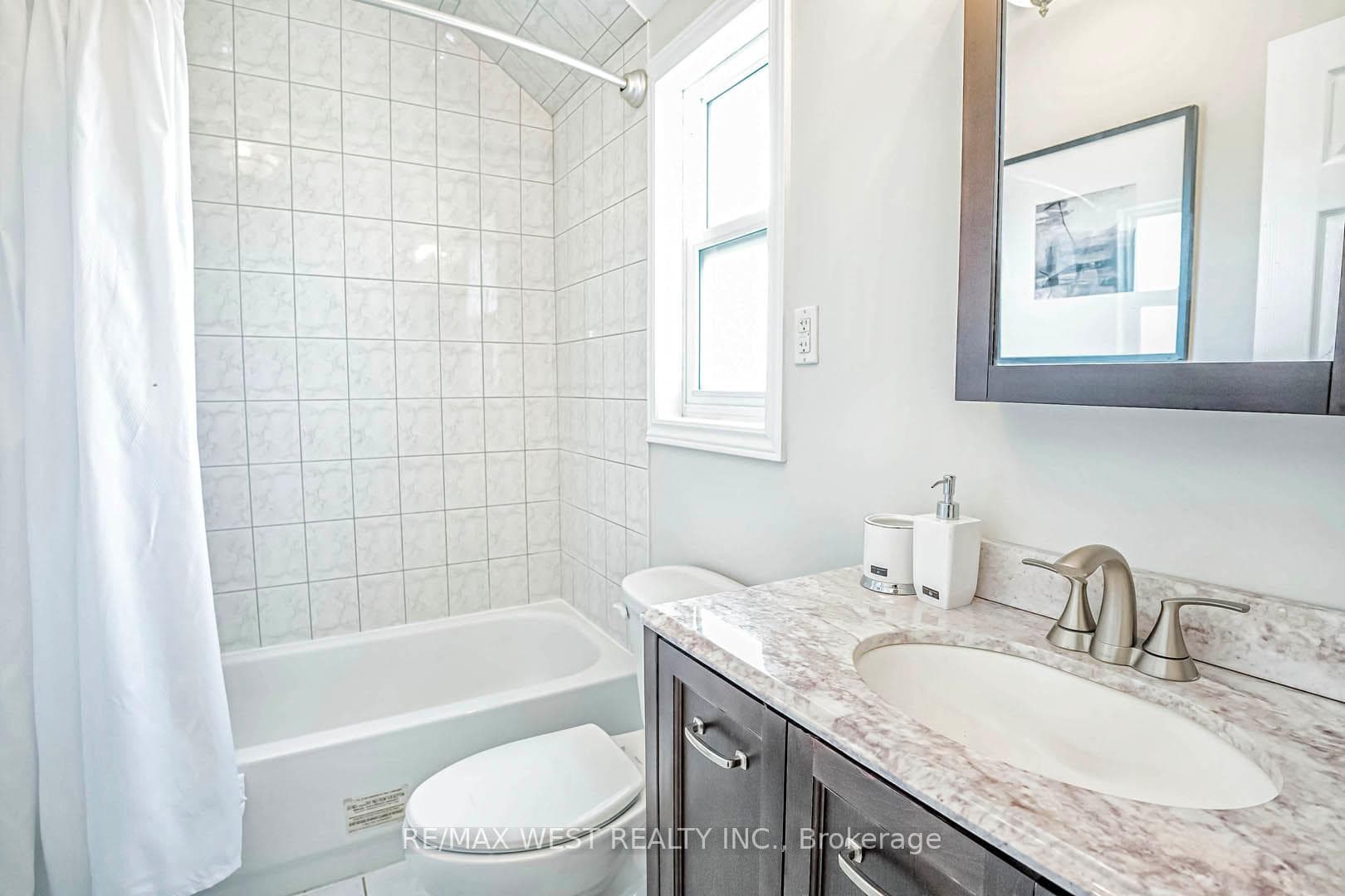 303 Maria Street photo 21
