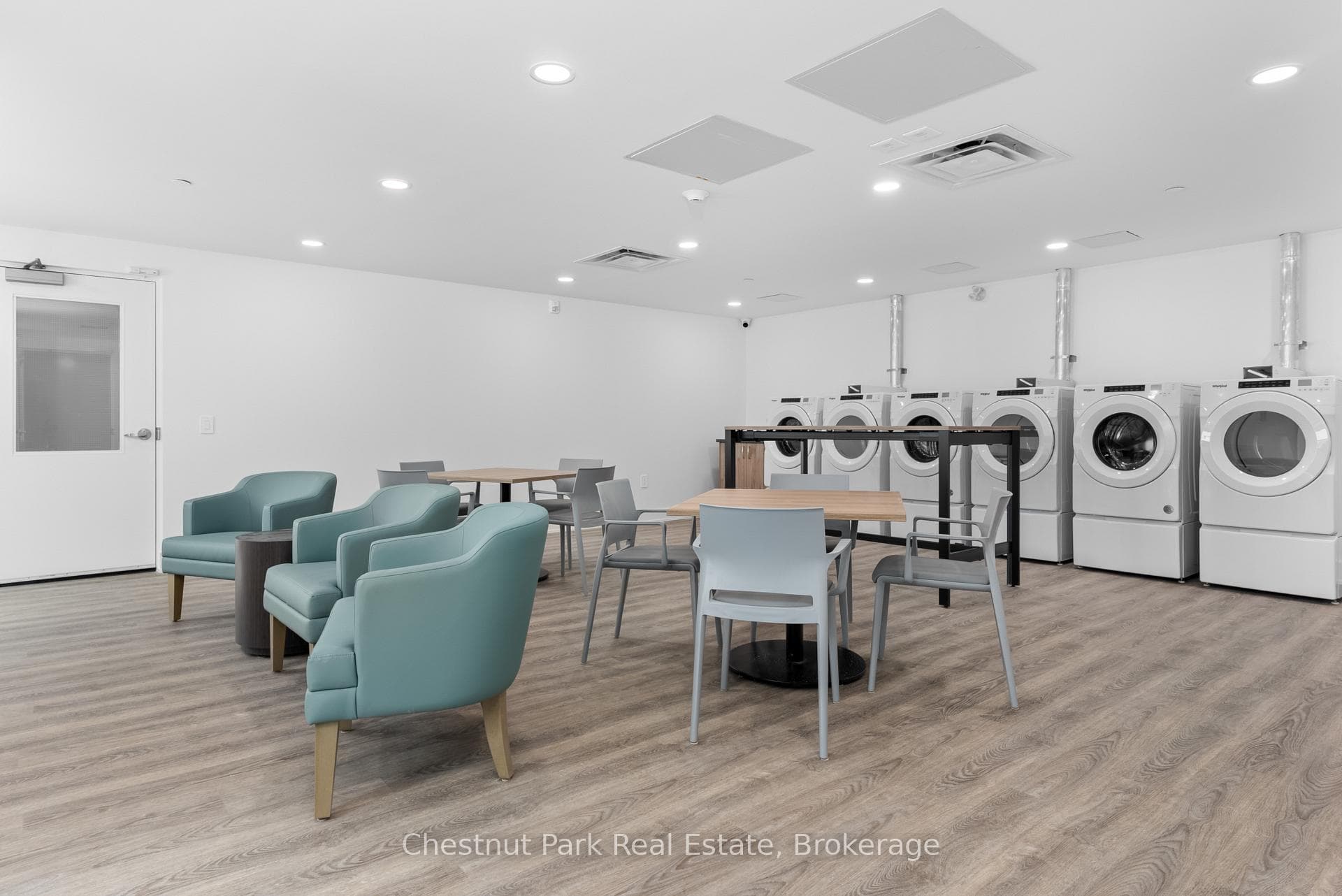 Laundry Lounge is a Large, Separate Common Room