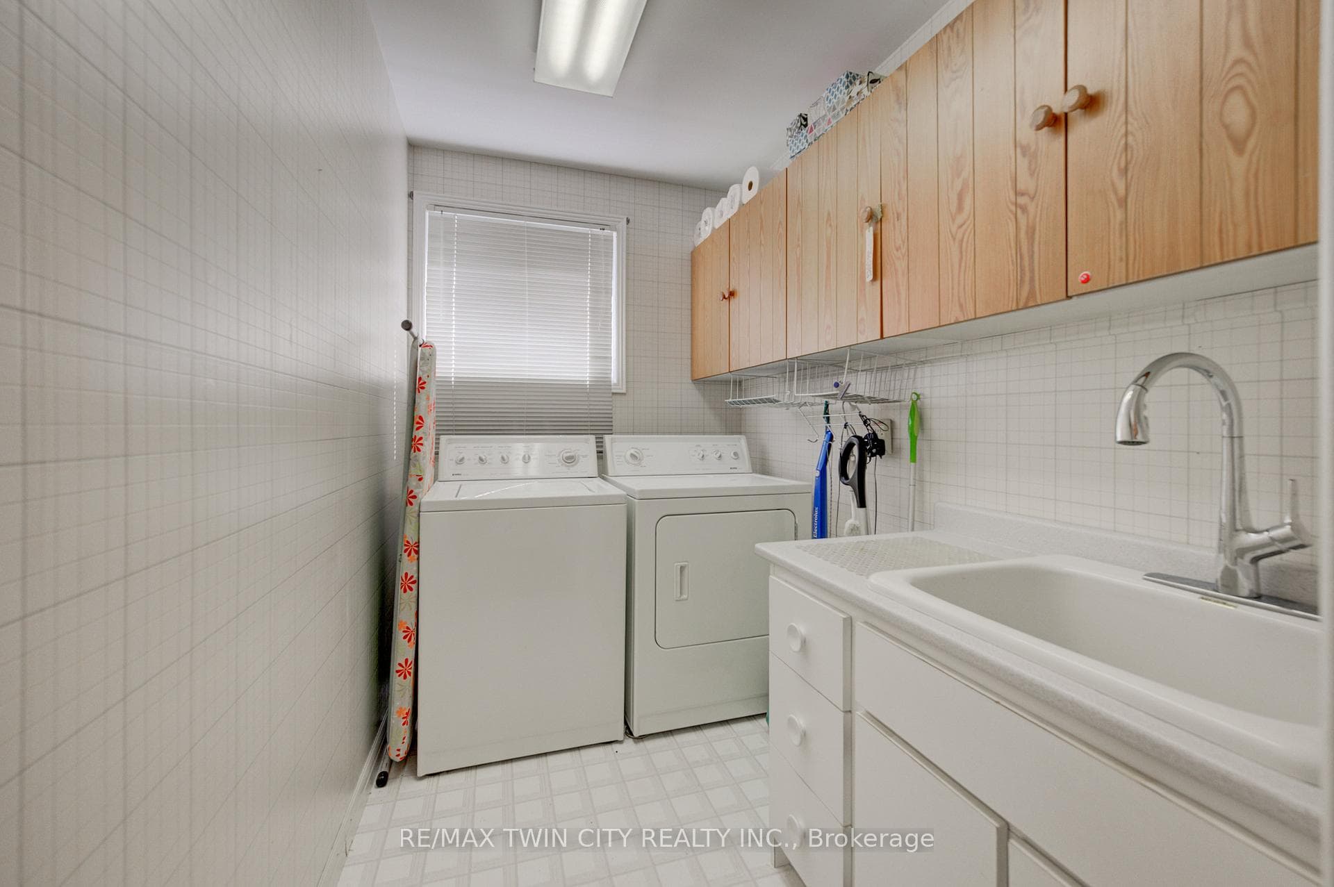 54 Stonegate Drive photo 24