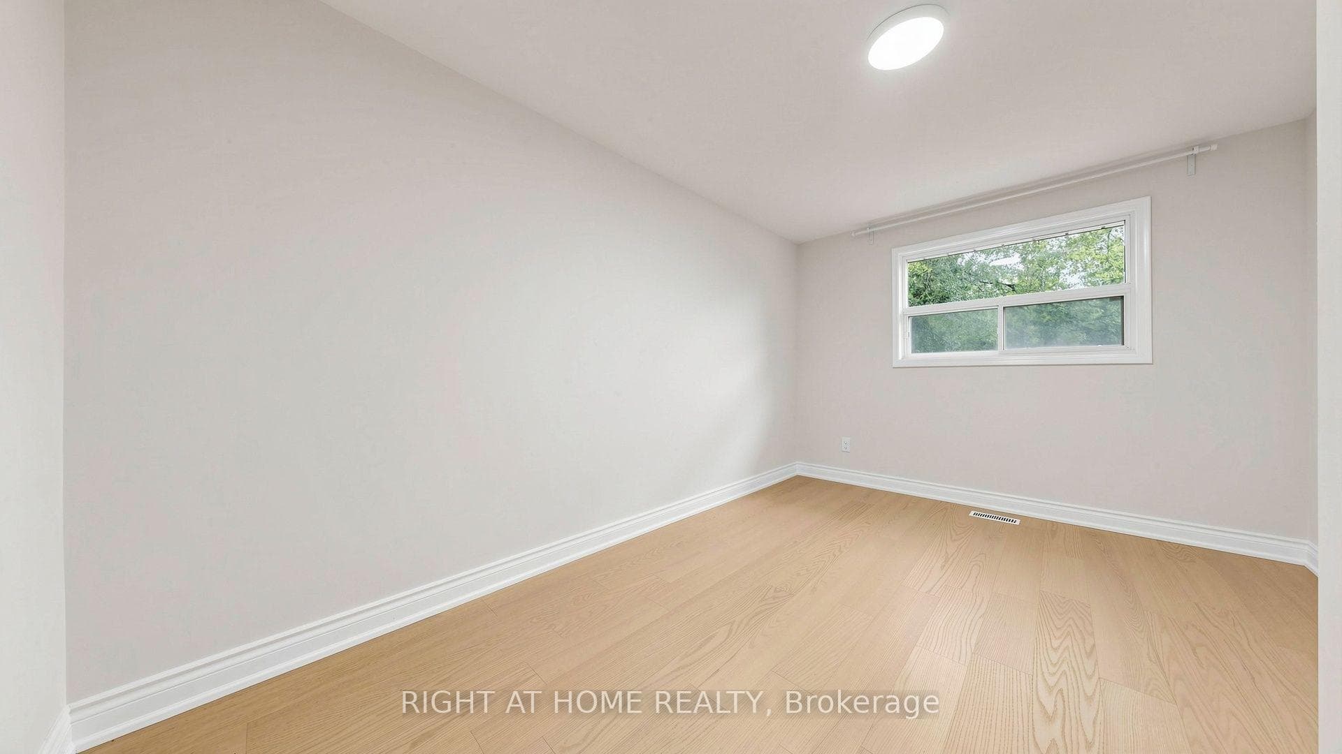 76 Fenside Drive photo 14