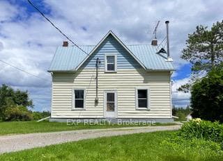 2382 Matawatchan Road photo 1