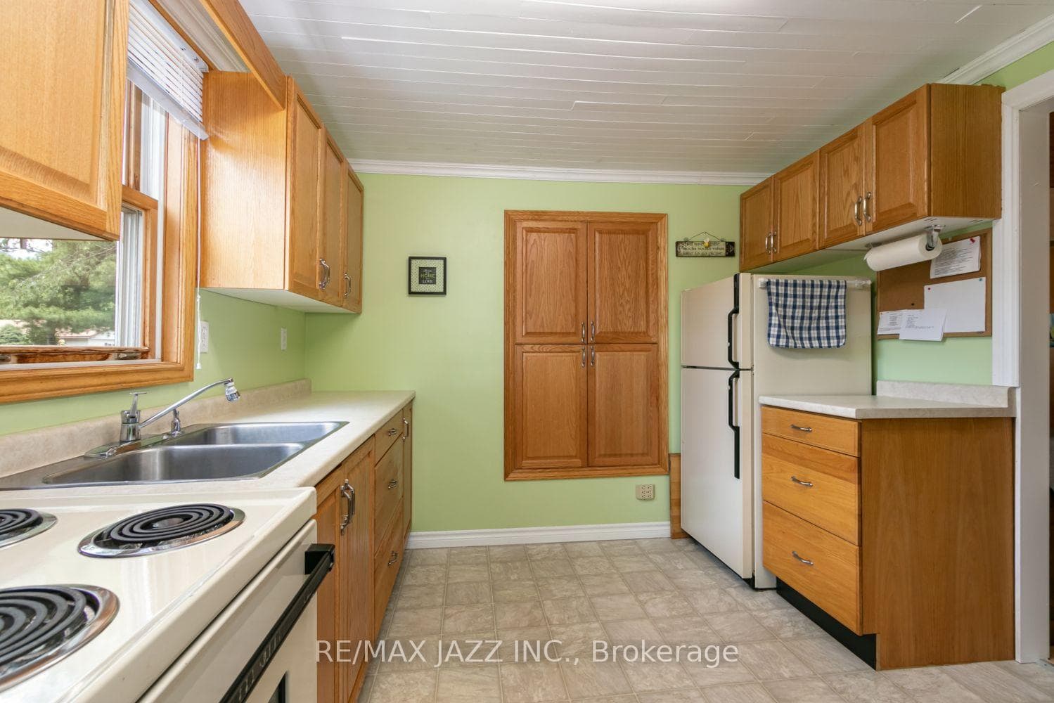 10126 Long Sault Road Unit 2 photo 11