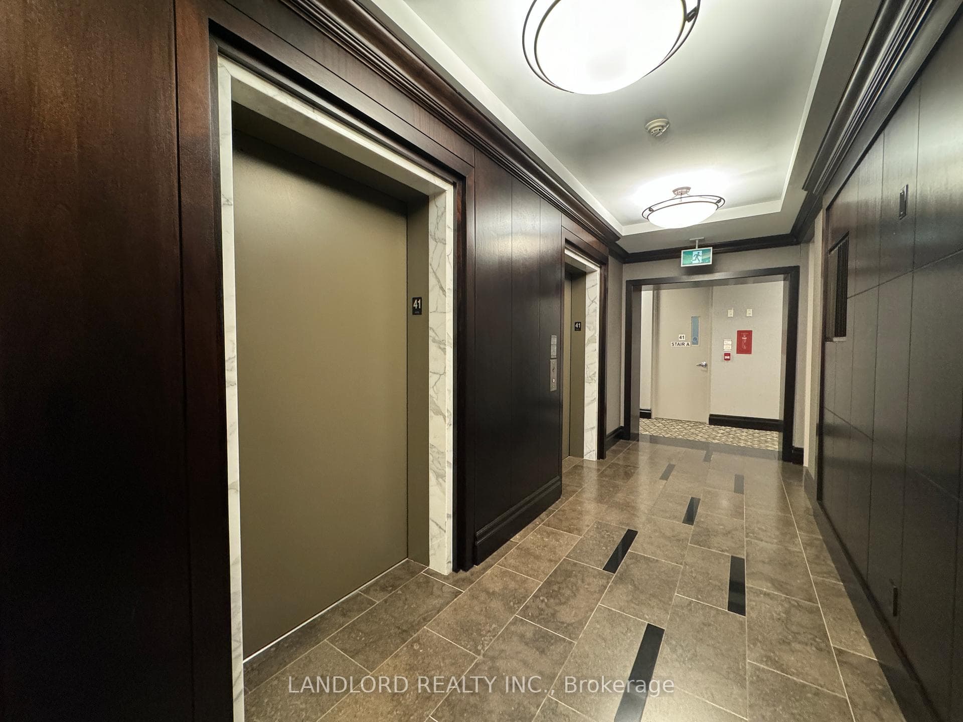 761 Bay Street Unit 4112 photo 13