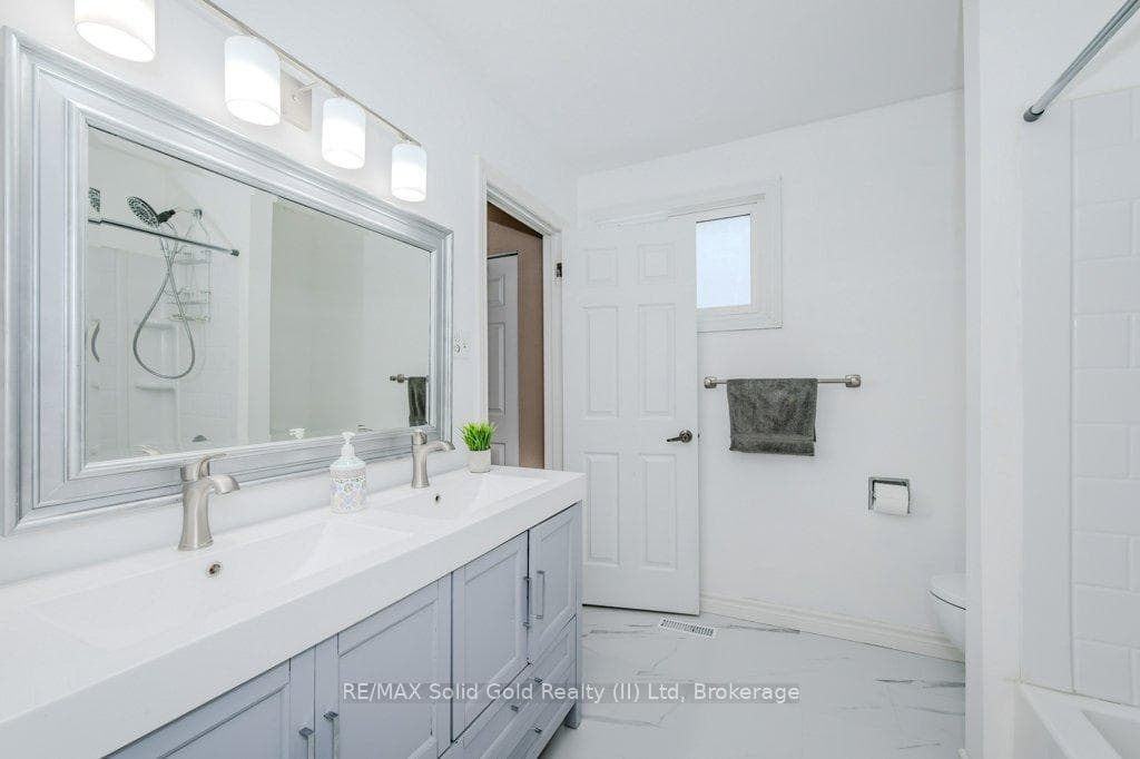 32 Mowat Boulevard Unit 58 photo 22