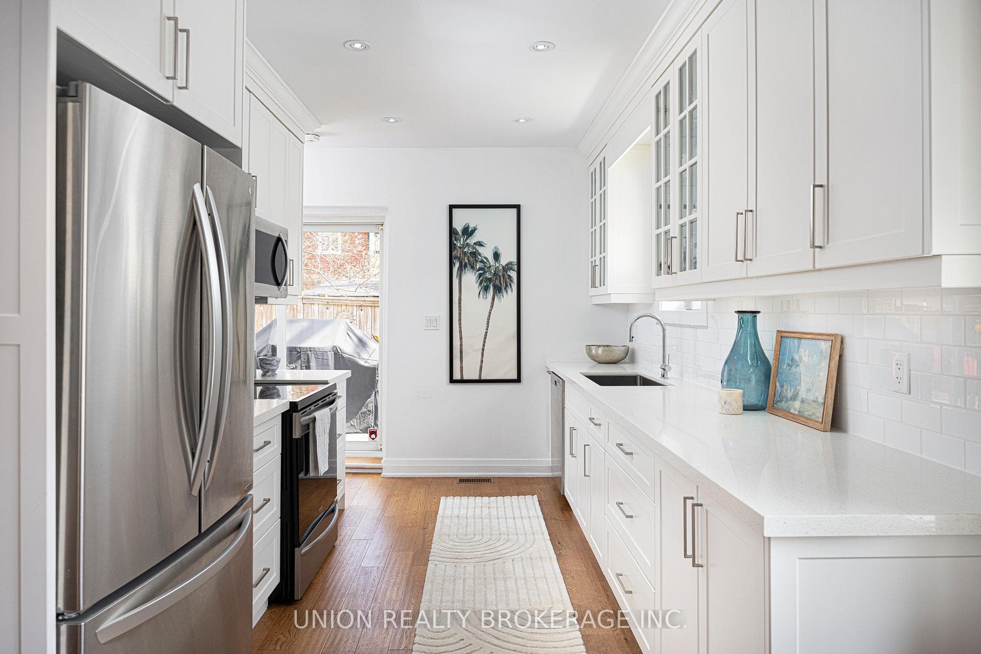 187 Blantyre Avenue photo 11