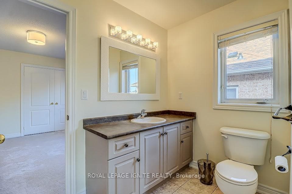 200 Ivy Glen Drive photo 30