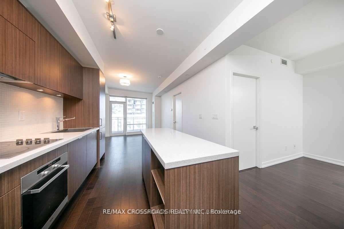 21 Widmer Street Unit 1412 photo 6