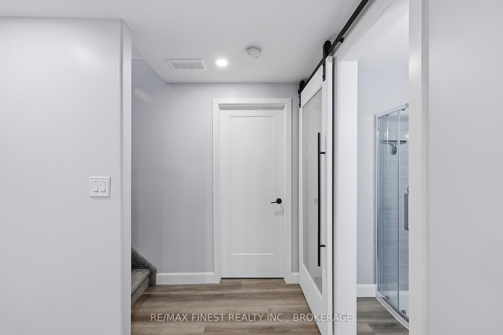 108 Pratt Drive photo 44