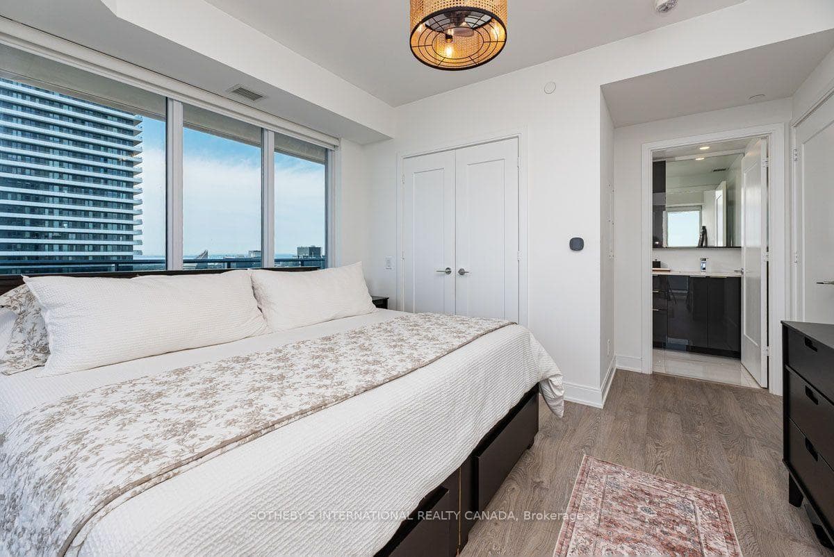 70 Annie Craig Drive Unit 4805 photo 15