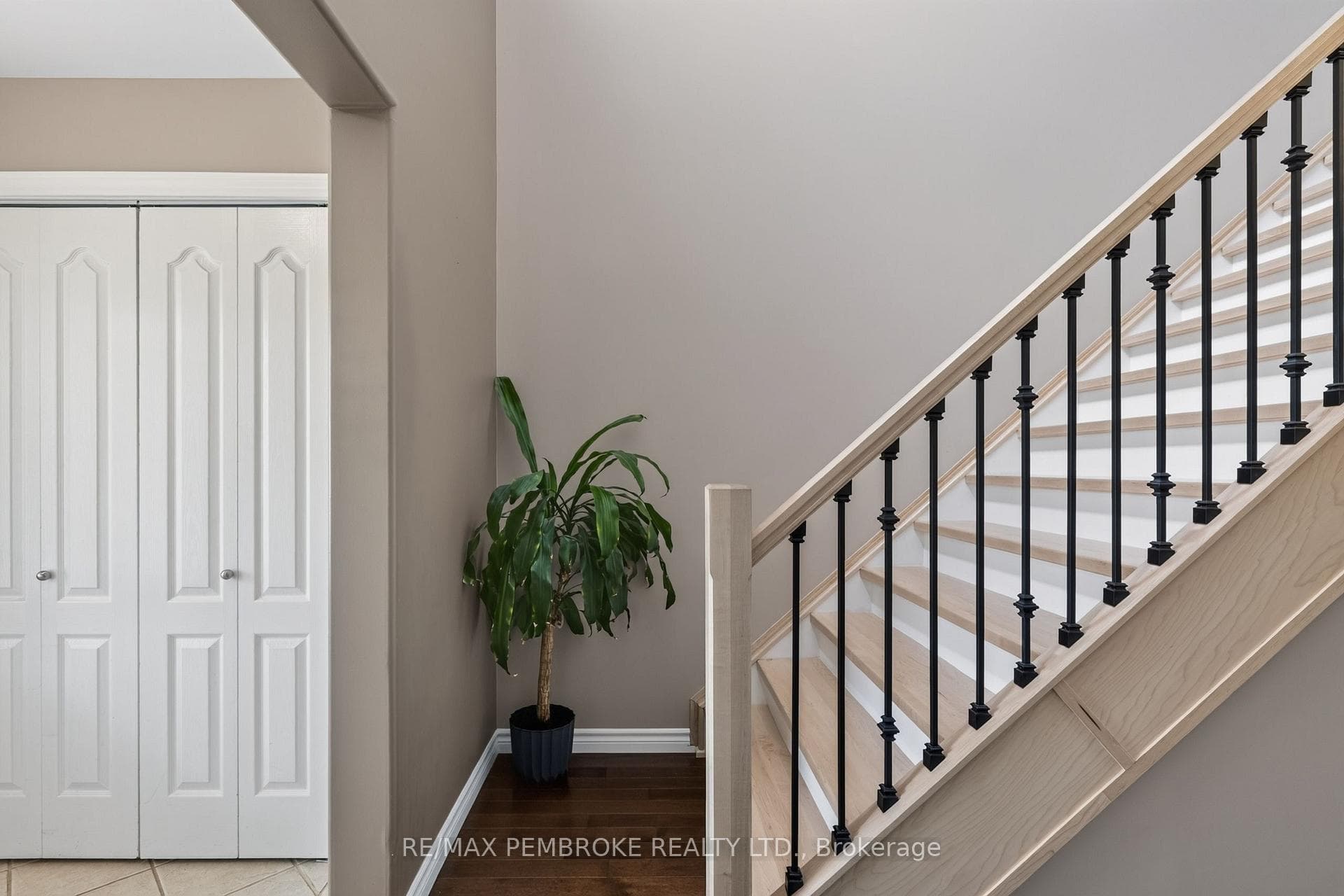 9 Heron Drive photo 20